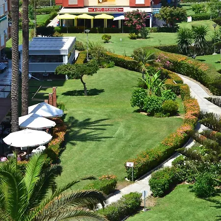 Apartamento Spacious 1 Bedroom Apartment, Front, Costa