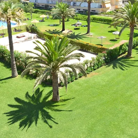 Apartamento Spacious 1 Bedroom Apartment, Front, Costa